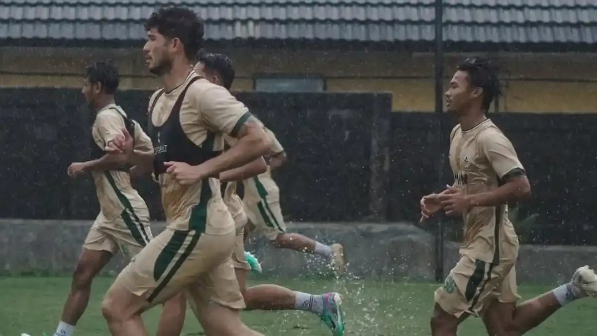 BCS Desak Ansyari Lubis Ganti Kanu Jelang Laga PSS Sleman vs Persipura