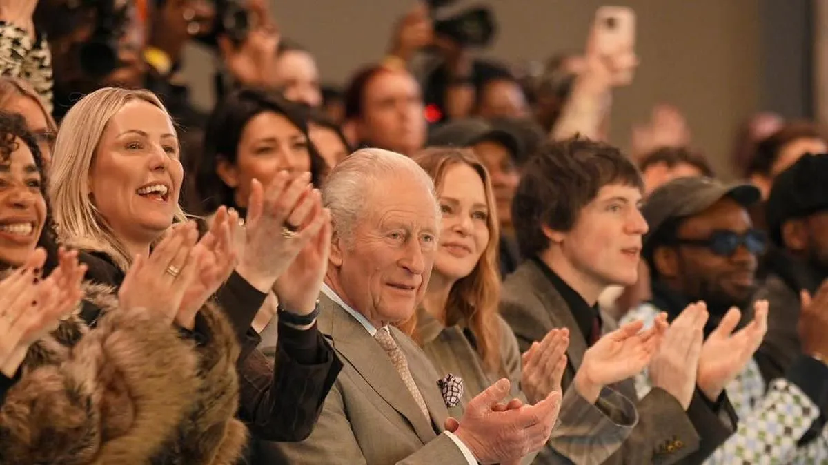 Raja Charles III Tetap Hadiri London Fashion Week Meski Adiknya Ditangkap