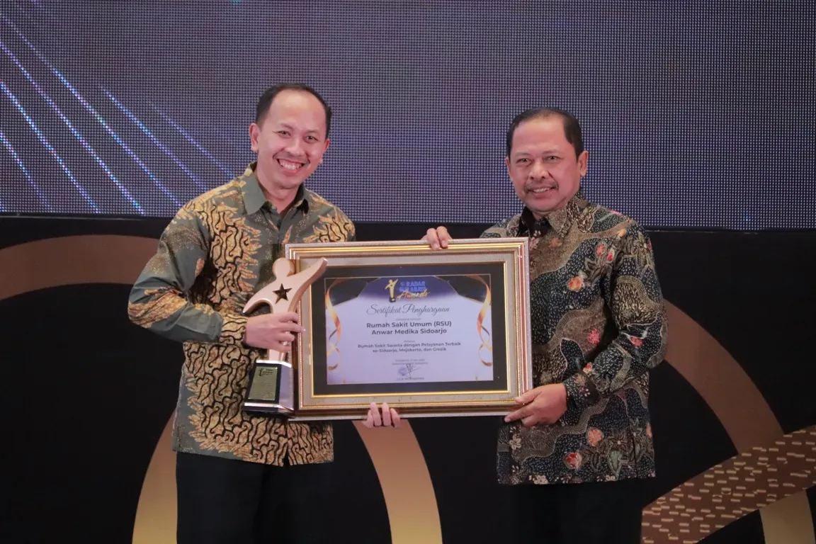 RSU Anwar Medika Sidoarjo Raih Penghargaan di Radar Surabaya Award 2025 dengan Inovasi Digital