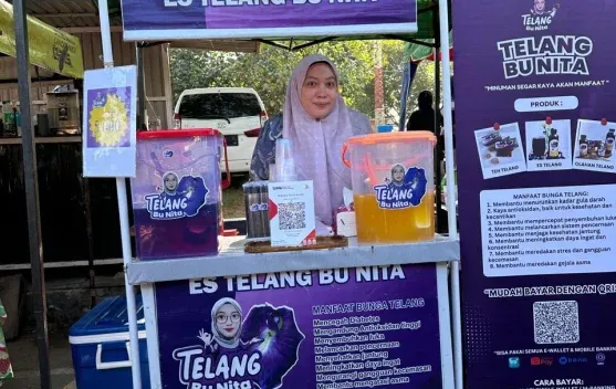 Es Telang Bu Nita Hadir di Pasar Ramadan Ahad Festival