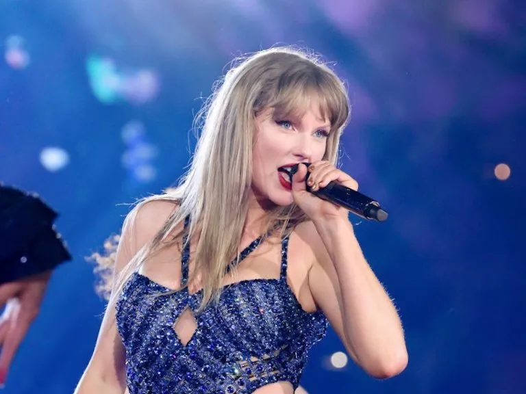 Taylor Swift Kembali Raih Gelar Artis Global Terlaris 2025