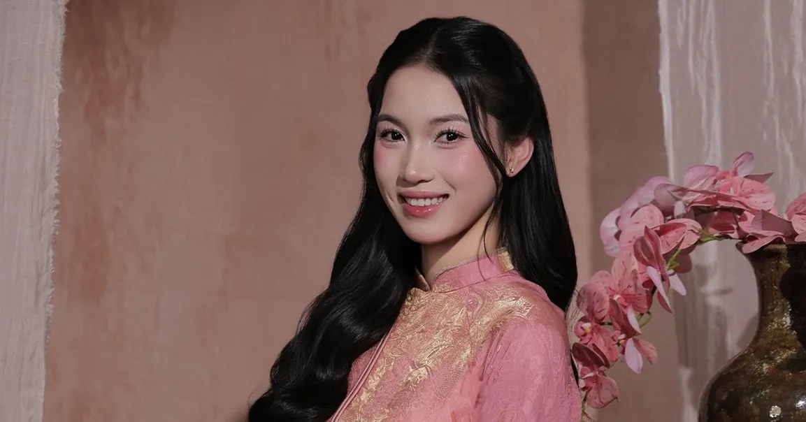 Ratu Kecantikan Voli Nguyen Thi Phuong Viral dengan Foto Imlek