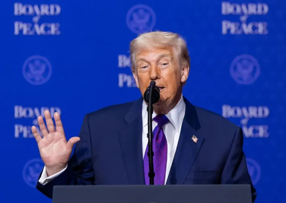 Trump Beri Iran Tenggat Waktu untuk Capai Kesepakatan Nuklir