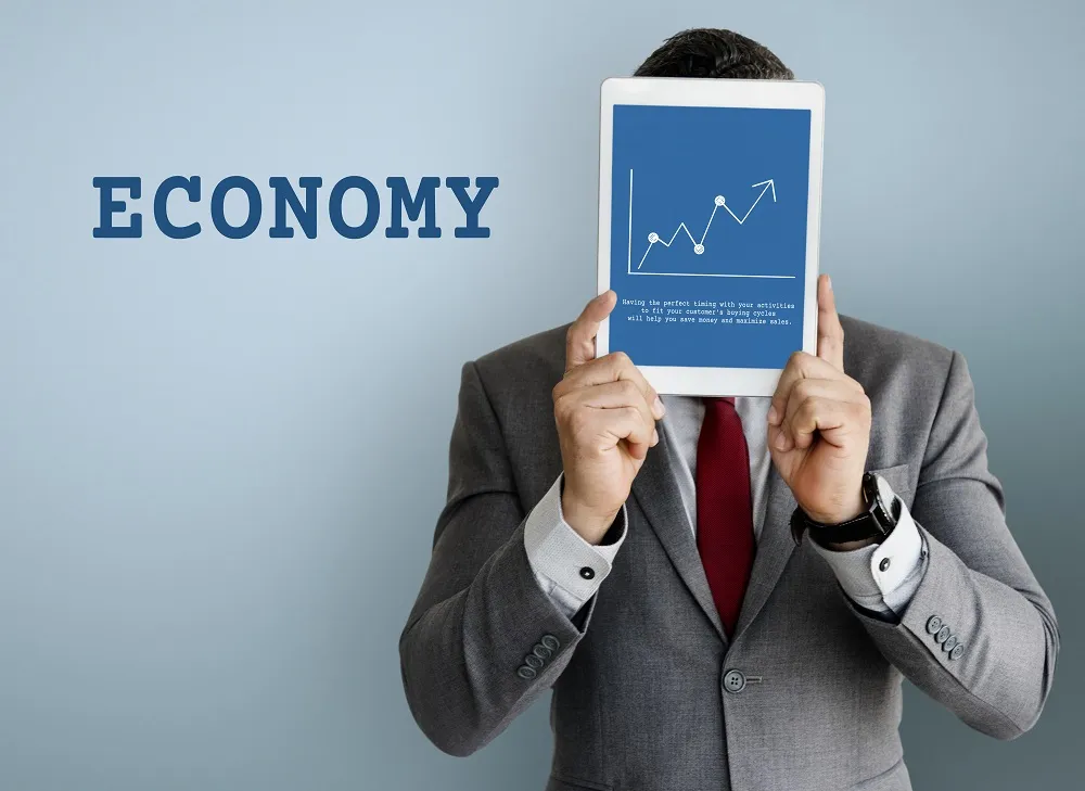 Tantangan Ekonomi: Antara Data dan Realitas Sosial