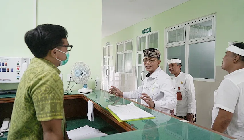 Satu Tahun Kepemimpinan Satria-Tjok Surya: Fokus pada Pembangunan Layanan Dasar