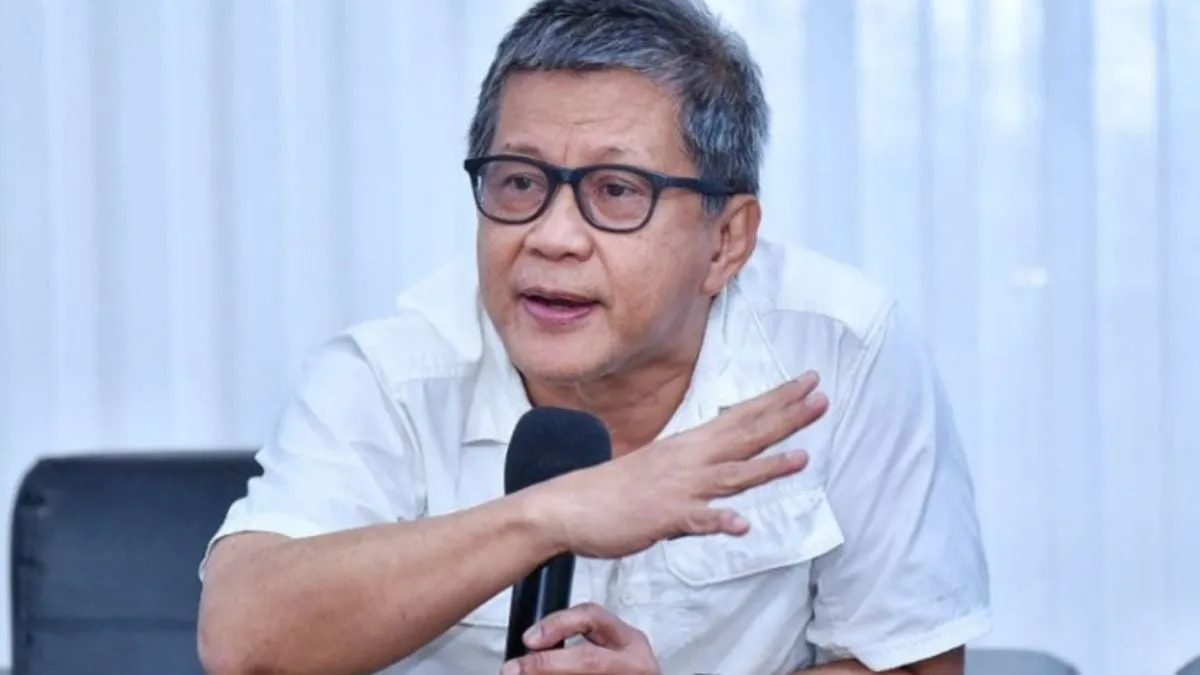 Rocky Gerung Soroti Isu Fufufafa dan Ijazah Palsu: Tantangan Bagi Polri