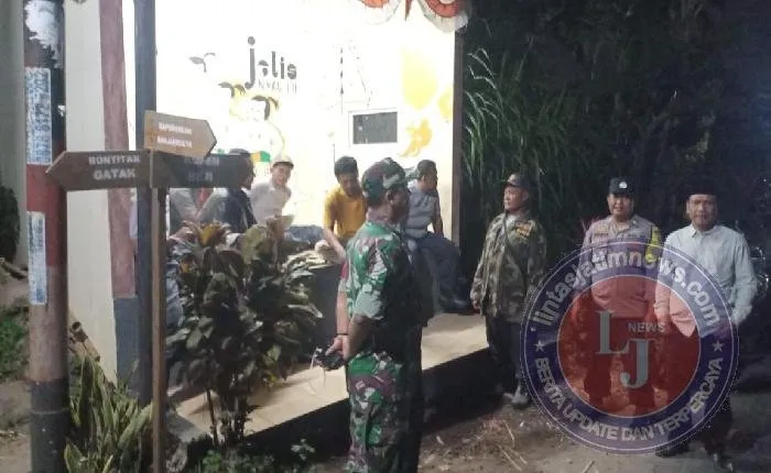 Patroli Babinsa Perkuat Keamanan Siskamling di Desa Kopen