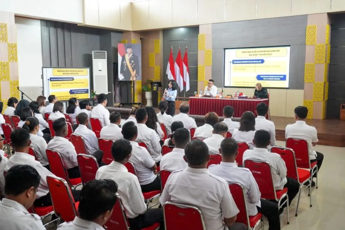 BPHN Tingkatkan Sinkronisasi Kebijakan Hukum di NTT