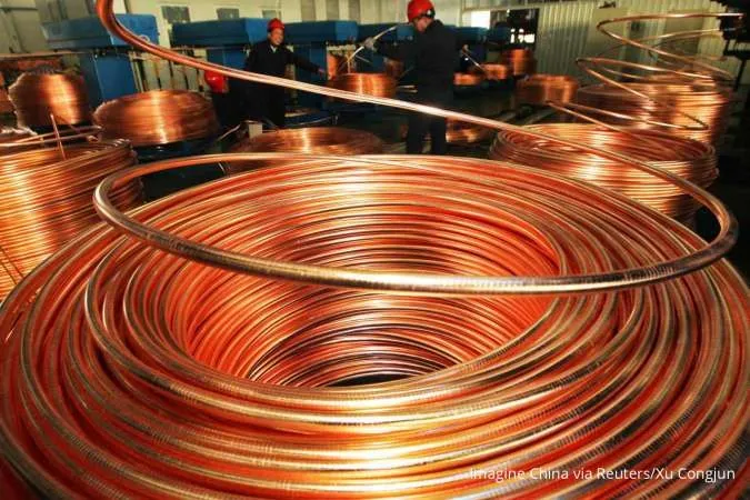 Harga Tembaga Berpotensi Turun untuk Minggu Ketiga Tertekan Stok dan Dolar AS
