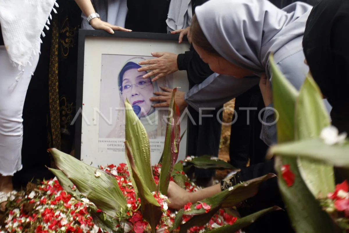 Artis Senior Nani Wijaya Meninggal di Usia 78 Tahun