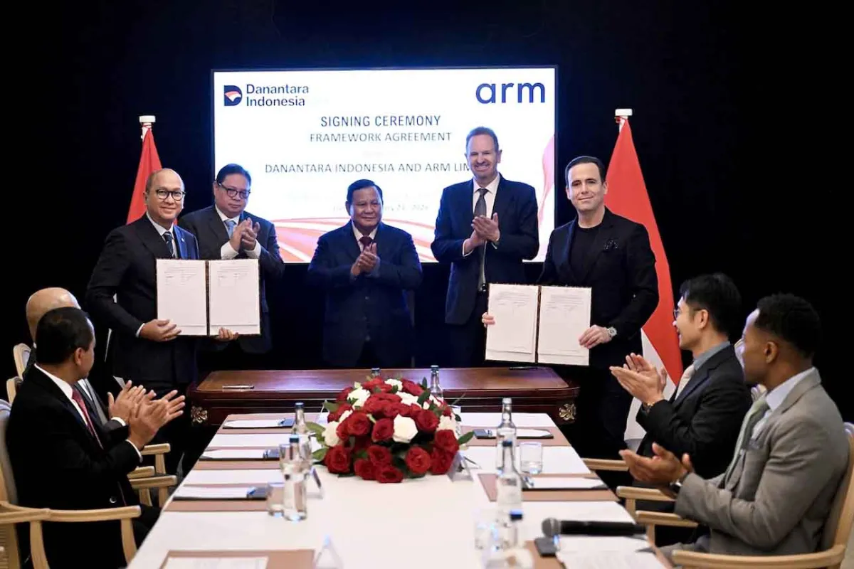 Prabowo Saksikan Perjanjian Kerja Sama Teknologi antara Danantara dan Arm