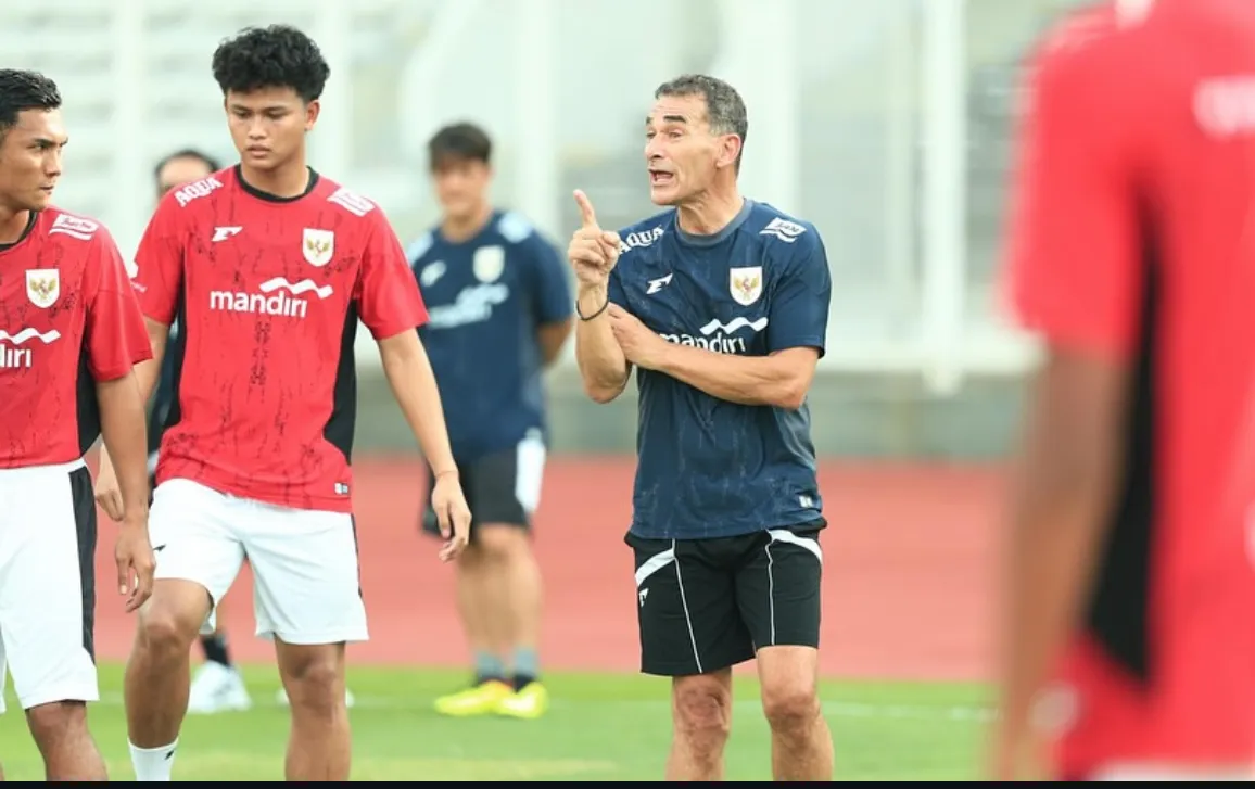 Persiapan Timnas Indonesia U-23: Gerald Vanenburg Pantau Talenta Potensial, Cyrus Margono dan Mauro Zijlstra dalam Perhatian