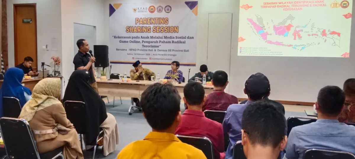 SMP Muhammadiyah 2 Denpasar Adakan Sesi Parenting untuk Cegah Radikalisasi Anak