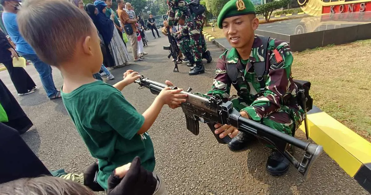 Kepercayaan Publik Terhadap TNI Capai 93%, Tertinggi di Antara Lembaga Negara
