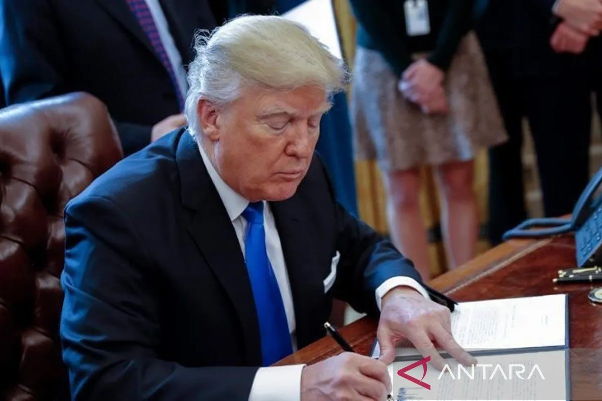 Trump Hentikan Bea Tambahan Setelah Putusan Mahkamah Agung