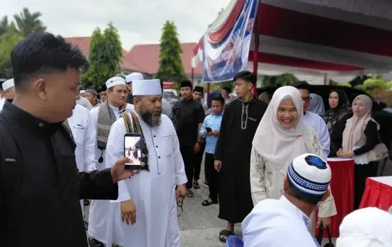 Gubernur Bengkulu Tinjau Pelayanan Cek Kesehatan Gratis di Safari Ramadhan