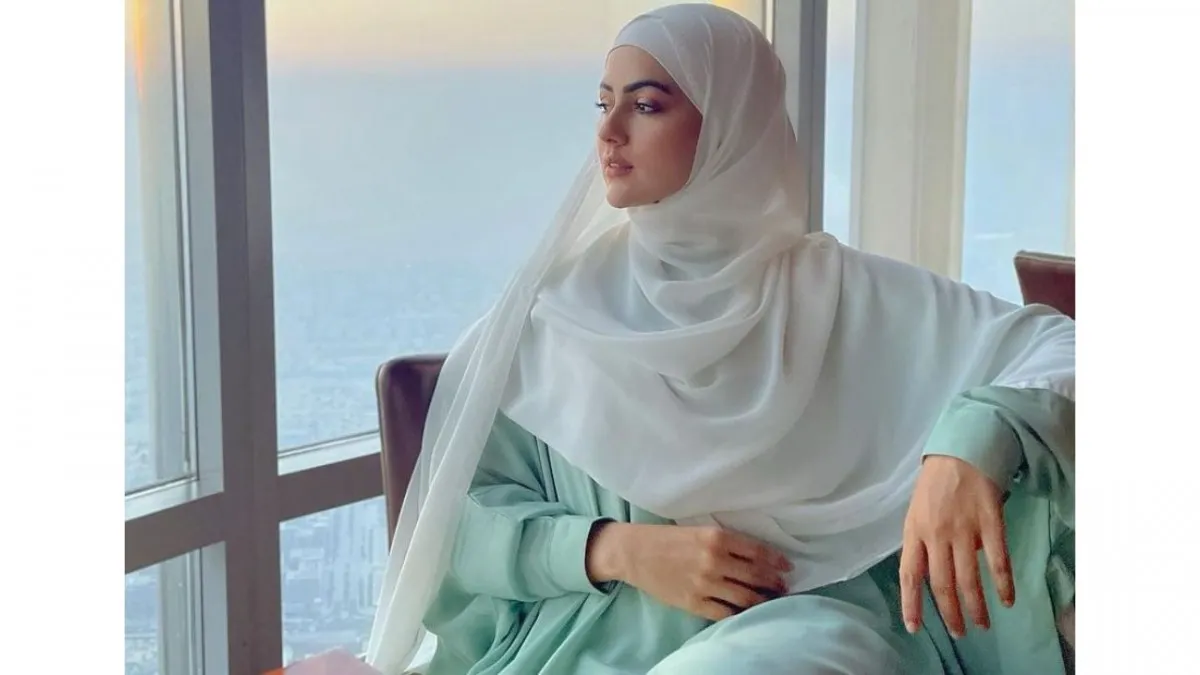 Sana Khan Temukan Kedamaian Setelah Tinggalkan Dunia Hiburan dan Kenakan Hijab