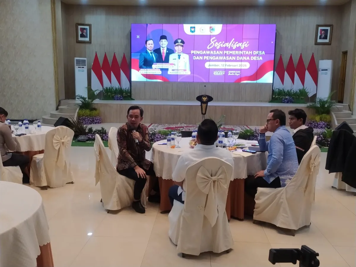 Wamendagri Dorong Pemberdayaan Desa untuk Atasi Kemiskinan di Jember
