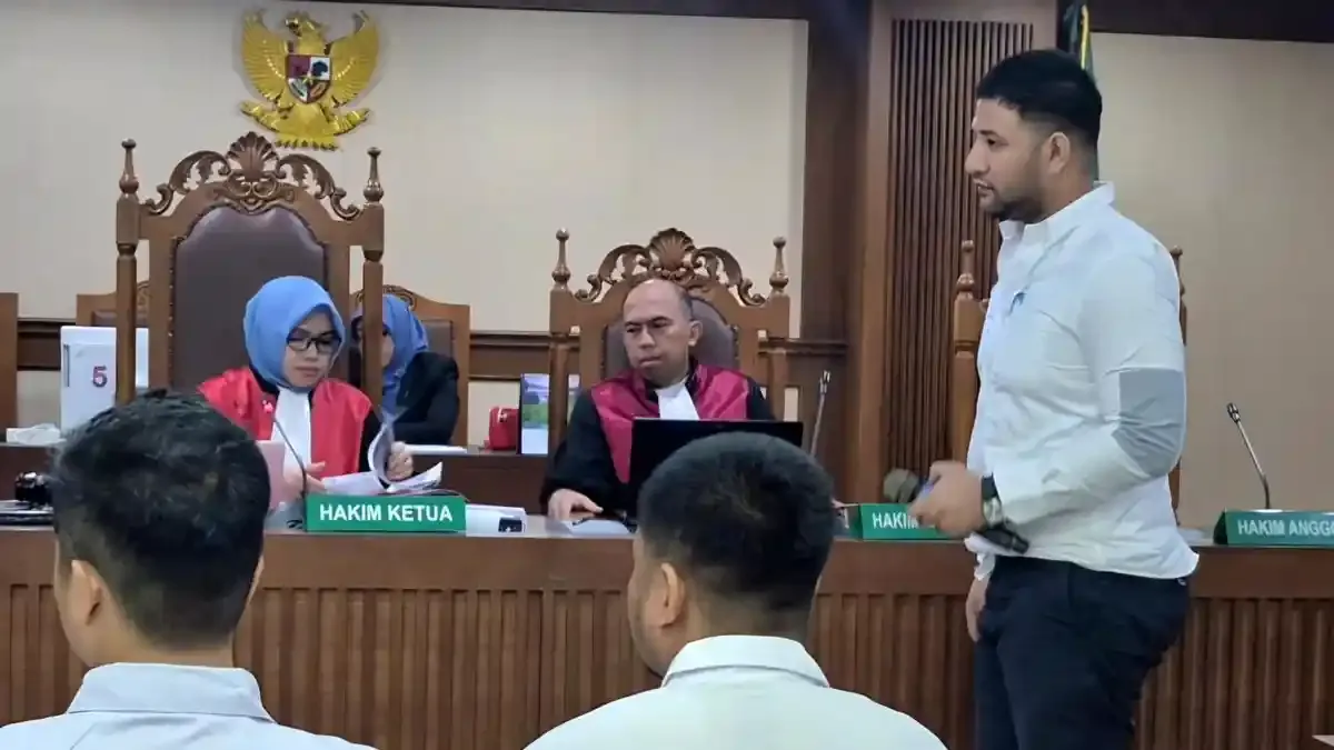 Ammar Zoni Ungkap Pemerasan Rp 300 Juta oleh Oknum Polisi di Sidang Narkoba