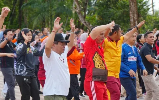 Pemkab Kapuas Ajak Warga Hidup Sehat Lewat Senam Bersama