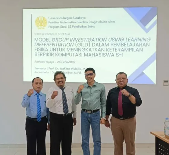 Anthony Wijaya Paparkan Model GILD untuk Tingkatkan Berpikir Komputasi di Ujian Proposal Disertasi S3 Unesa