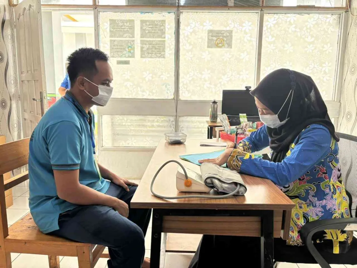 Rutan Kelas IIB Rantau Laksanakan Perawatan Kesehatan Rutin bagi Warga Binaan