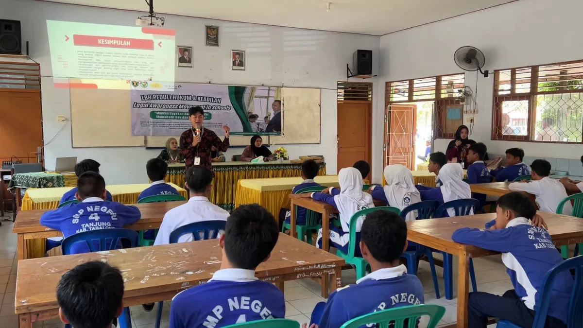 LBH Edukasi Siswa SMPN 4 Tanjung Cegah Bullying dan Kesadaran Hukum