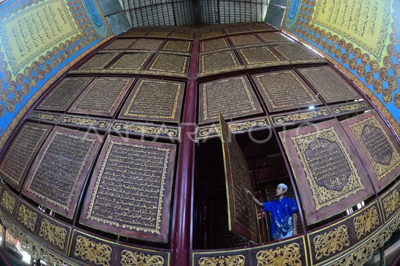 Mushaf Al Quran Terbesar di Dunia Menjadi Destinasi Wisata Unggulan di Palembang