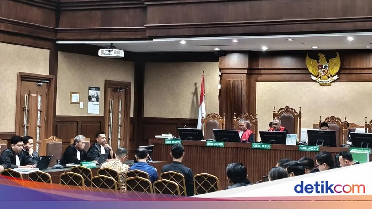 Riva Siahaan Sampaikan Pleidoi di Pengadilan Terkait Kasus Korupsi Pertamina