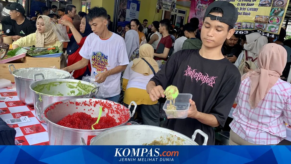 Istana Bubur Jadi Takjil Andalan di Bazar Benhil, Ludes Sebelum Berbuka