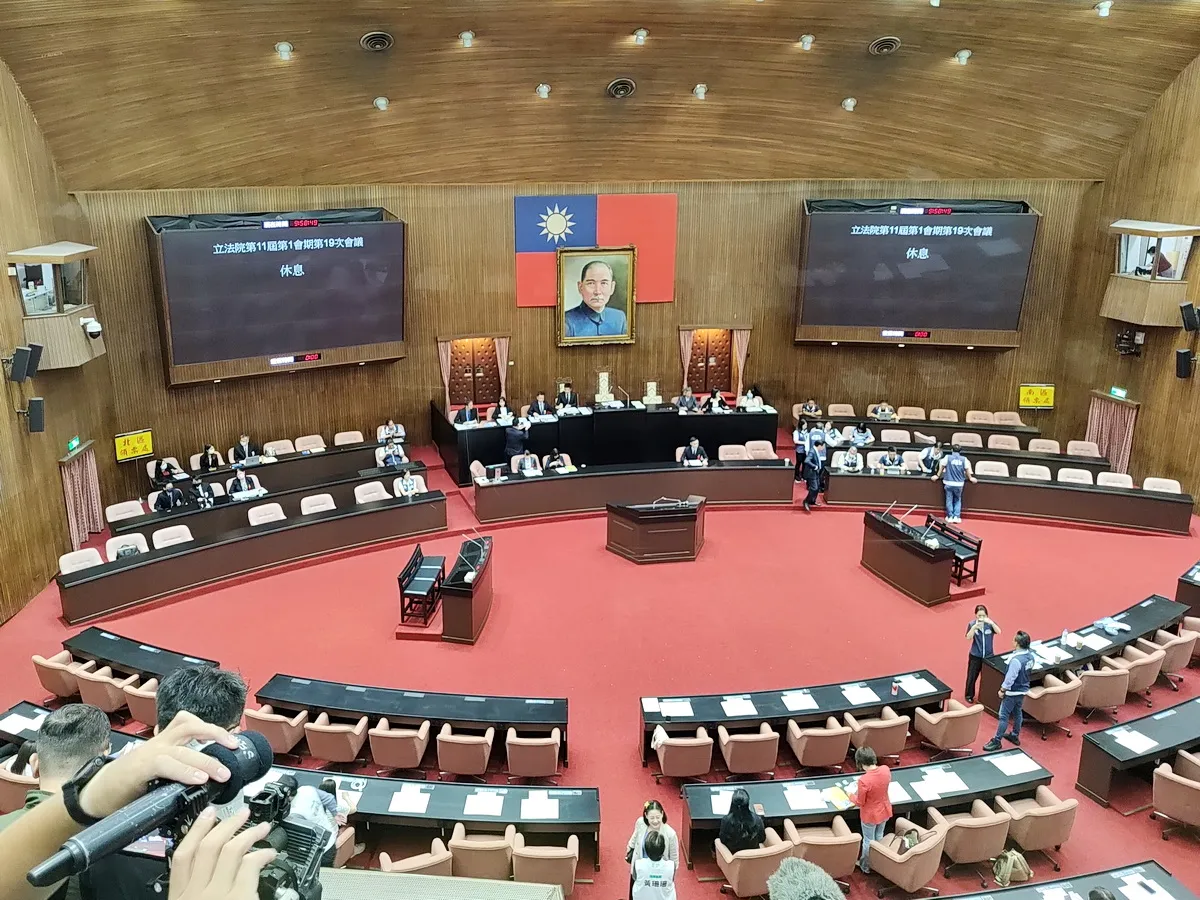Sesi Baru Yuan Legislatif Dimulai, Anggaran Pertahanan Jadi Fokus Utama
