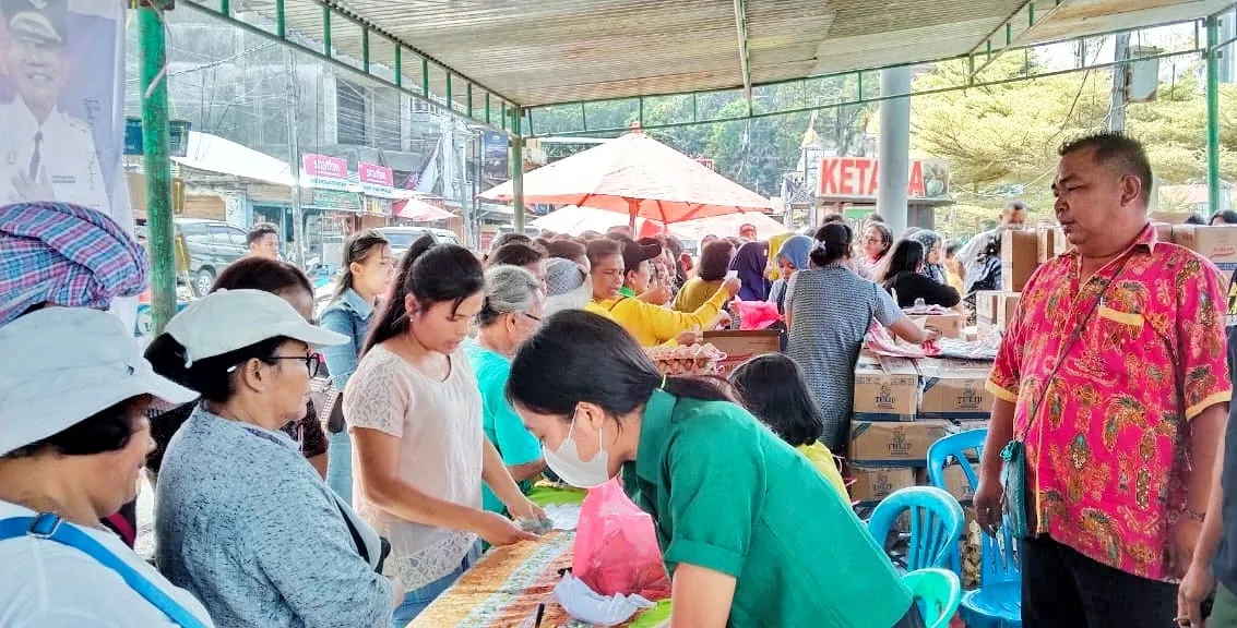 Pasar Murah Pemkab Simalungun Hadir di Parapat untuk Kebutuhan Ramadan