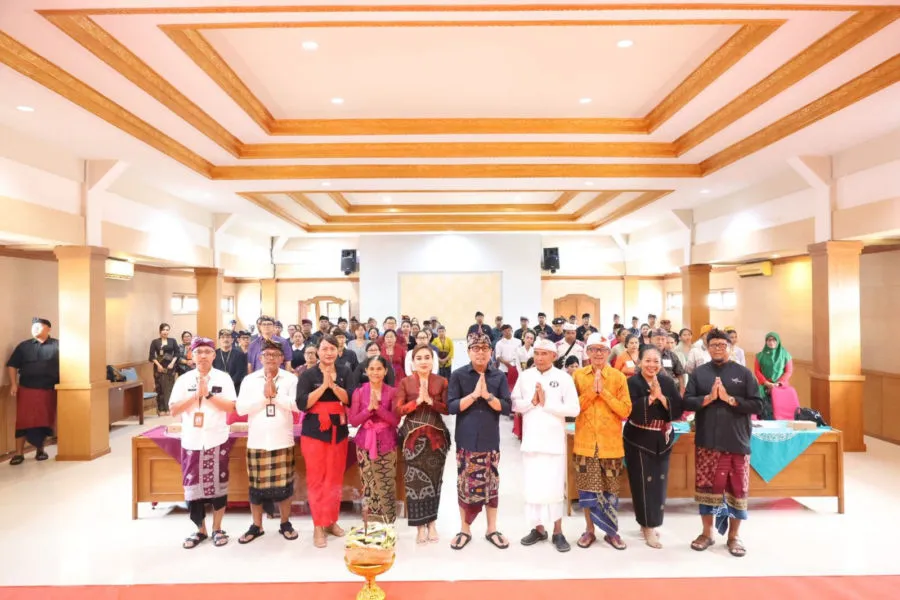 Penyandang Disabilitas Tampilkan Bakat di Utsawa Dharma Gita Denpasar