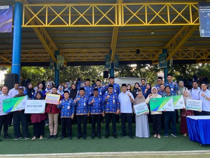 Pemkot Tangerang Salurkan Bantuan Sosial untuk Tingkatkan Kesejahteraan Masyarakat
