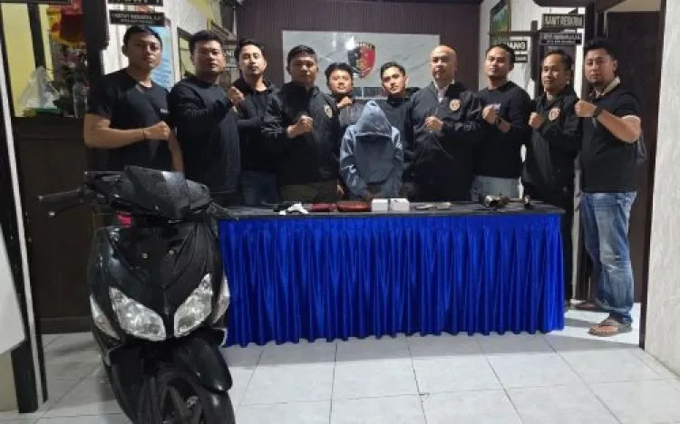 Polsek Kintamani Tangkap Perempuan Muda Pelaku Pencurian Perhiasan Emas
