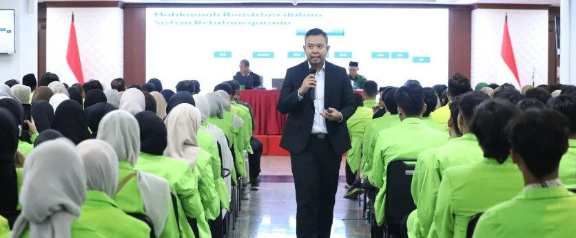 Mahasiswa UIN Walisongo Kunjungi Mahkamah Konstitusi untuk Memahami Peran dan Putusan Penting