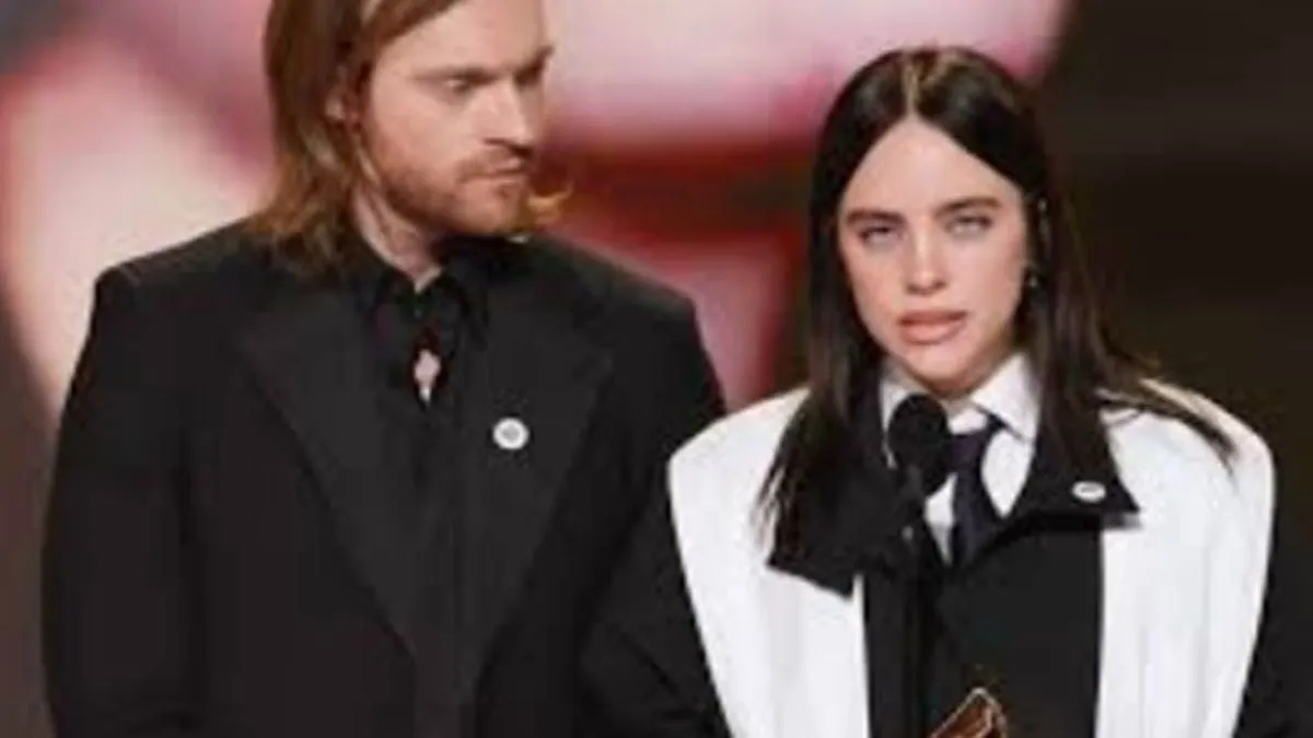 Musisi Tampilkan Protes Kebijakan Imigrasi AS di Grammy Awards 2026