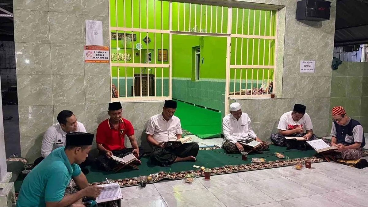Warga Binaan Rutan Kudus Tingkatkan Iman Melalui Tadarus Al-Qur'an di Bulan Ramadhan