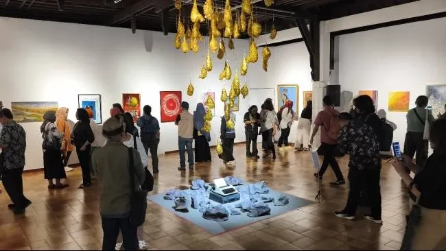 Pameran 'Kisah dari Palmerah' Rayakan Kreativitas Insan Kompas Gramedia