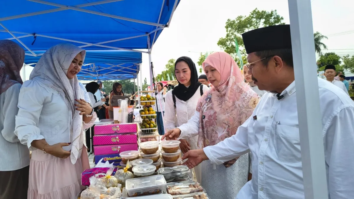 Strategi Pemkab Lombok Barat Tingkatkan Ekonomi Keluarga di Bulan Ramadan