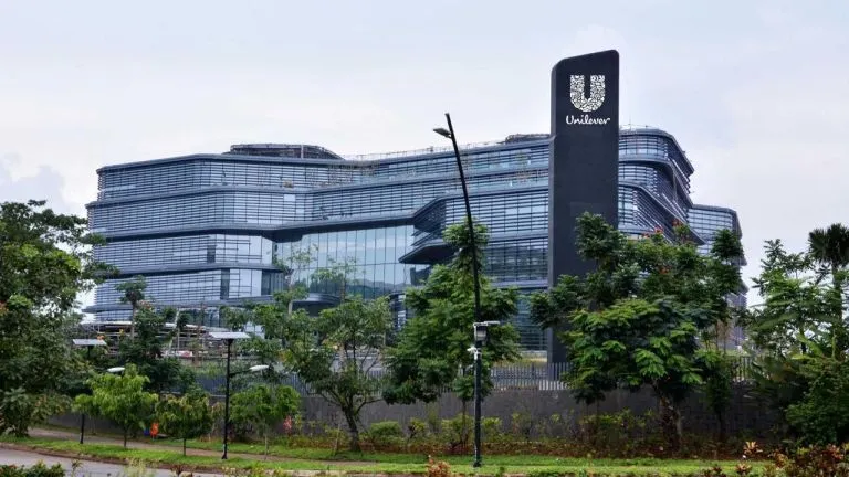 Unilever: 24 Jam Menyediakan Kebutuhan Sehari-hari Masyarakat