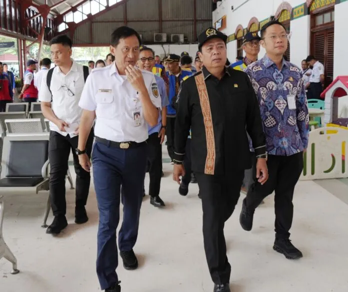 DPR RI Tinjau Stasiun Semarang Tawang Siapkan Transportasi Lebaran