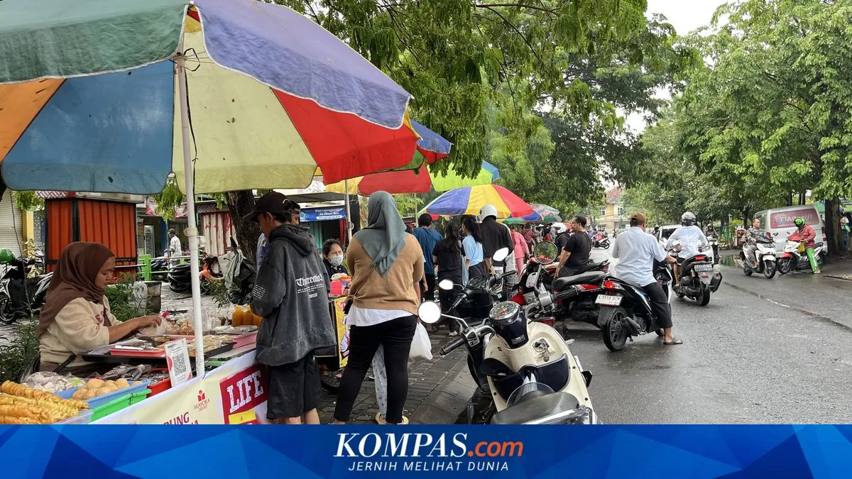 Pasar Takjil Ramadhan Meriah di Kampung Kue Surabaya, Libatkan Ratusan Pedagang
