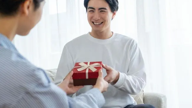 Relation Sipping: Tren Cinta Tulus ala Gen Z