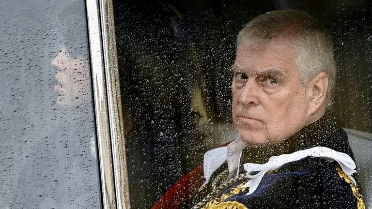 Penyelidikan Mantan Pangeran Andrew Berakhir Setelah Penggeledahan di Beberapa Properti