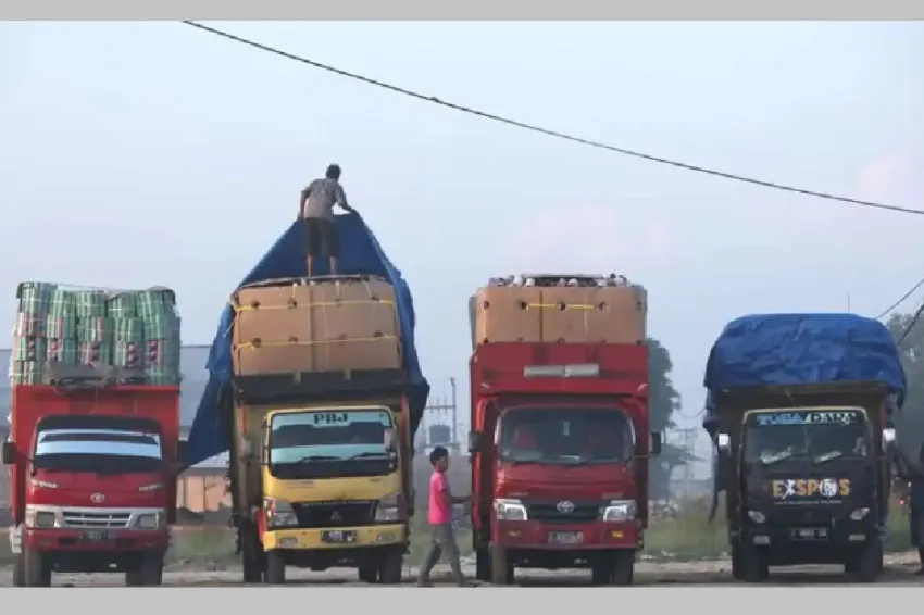 Pelarangan Truk Sumbu 3 Saat Lebaran Ancam Distribusi Kardus ke Pabrik