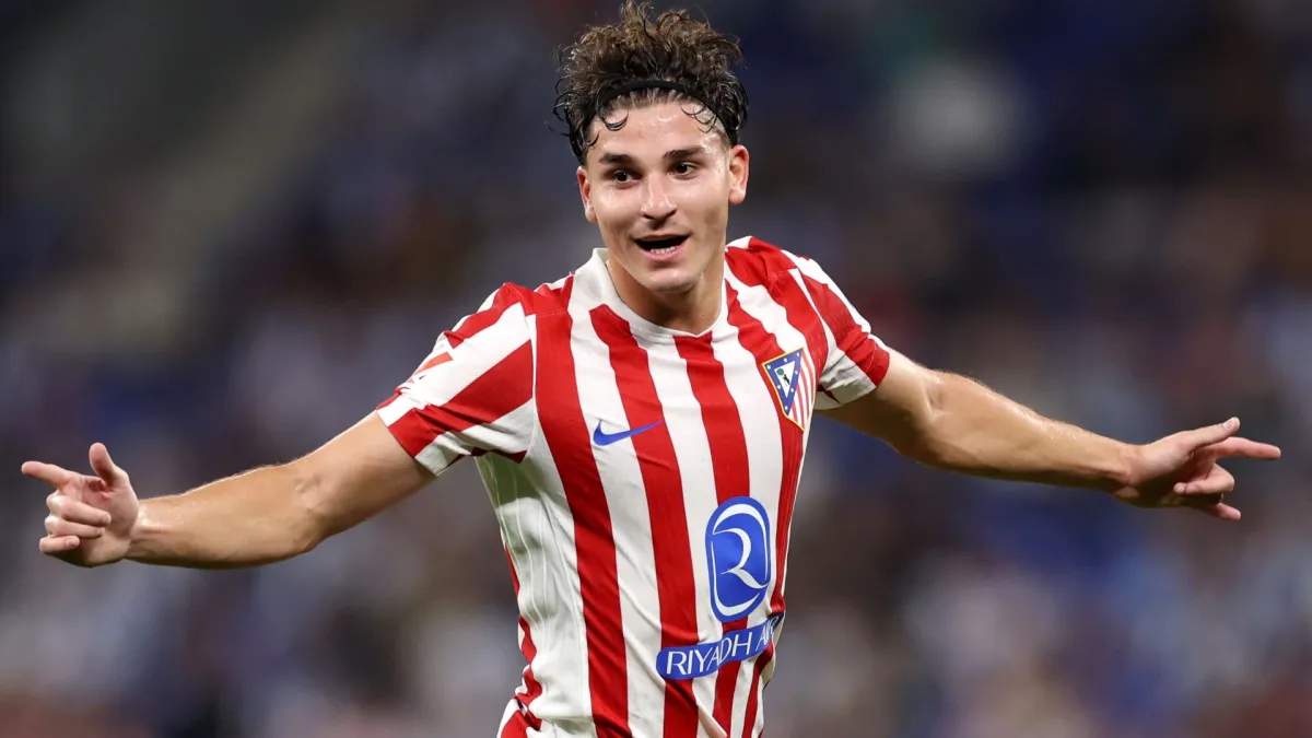 Simeone Ragu soal Masa Depan Alvarez di Tengah Spekulasi Transfer ke Barcelona