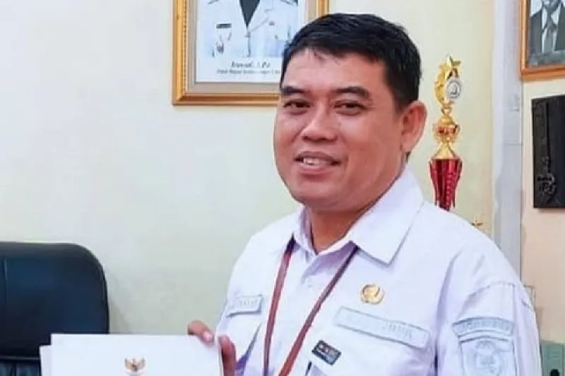 Kadisdik Kotim: Penggunaan Teknologi Harus Terkontrol untuk Pendidikan