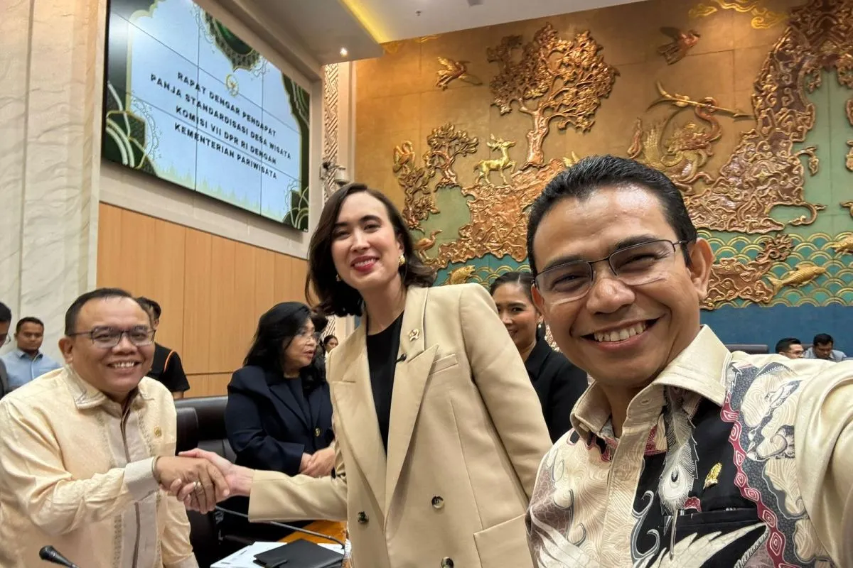 Hendry Munief Dorong Pengembangan Merata Desa Wisata dan UMKM