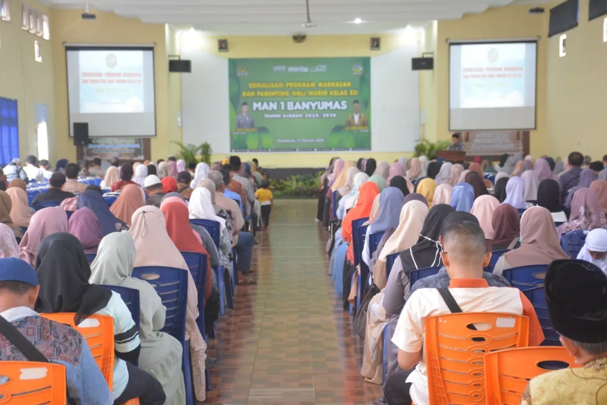 MAN 1 Banyumas Gelar Sosialisasi Program Madrasah dan Parenting untuk Sukses Siswa Kelas XII
